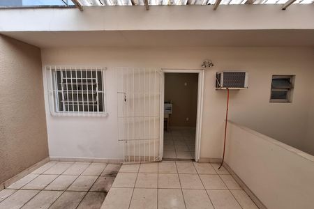 Área de Serviço de casa à venda com 3 quartos, 156m² em Vila Assunção, Santo André