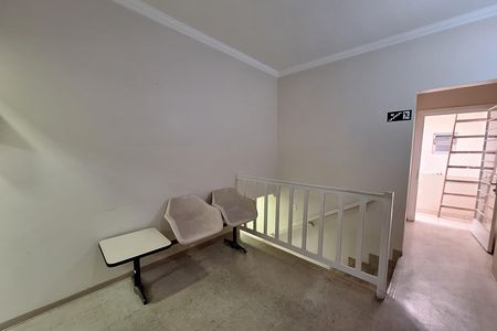 Corredor de casa à venda com 3 quartos, 156m² em Vila Assunção, Santo André
