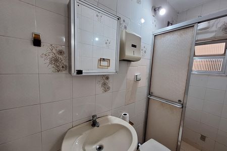 Casa à venda com 156m², 3 quartos e sem vagaBanheiro da edícula 