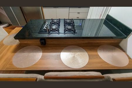Casa de condomínio à venda com 101m², 3 quartos e 1 vaga