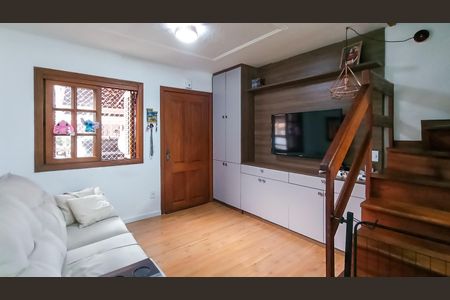Casa de condomínio à venda com 101m², 3 quartos e 1 vaga
