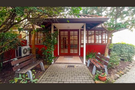 Casa de condomínio à venda com 101m², 3 quartos e 1 vaga