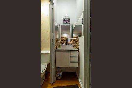 Casa de condomínio à venda com 101m², 3 quartos e 1 vaga