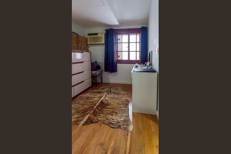 Casa de Condomínio à venda com 3 quartos, 101m² em Cavalhada, Porto Alegre