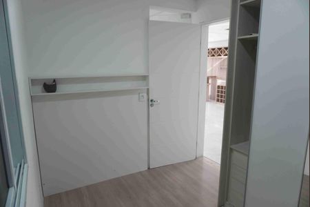 Casa de condomínio à venda com 470m², 4 quartos e 4 vagasQuarto 1