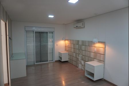 Casa de condomínio à venda com 470m², 4 quartos e 4 vagasSuíte 3