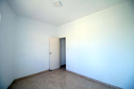Quarto 1 de apartamento para alugar com 2 quartos, 70m² em Vila da Penha, Rio de Janeiro