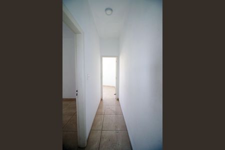 Corredor de apartamento para alugar com 2 quartos, 70m² em Vila da Penha, Rio de Janeiro