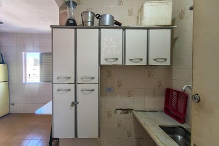 Cozinha  de kitnet/studio para alugar com 0 quarto, 18m² em Cidade Ocian, Praia Grande