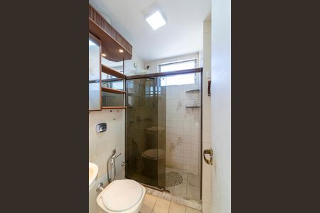 Banheiro de apartamento à venda com 2 quartos, 80m² em Vila da Penha, Rio de Janeiro