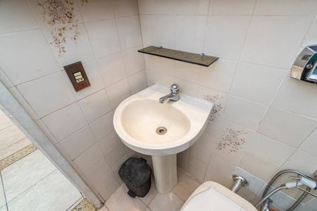 Apartamento para alugar com 80m², 2 quartos e 1 vaga Apartamento para alugar com 80m², 2 quartos e 1 vagaBanheiro