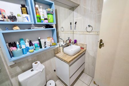 Apartamento para alugar com 156m², 3 quartos e 2 vagas Apartamento para alugar com 156m², 3 quartos e 2 vagasBanheiro da Suíte 2