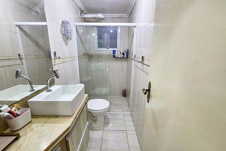 Apartamento para alugar com 156m², 3 quartos e 2 vagas Apartamento para alugar com 156m², 3 quartos e 2 vagasBanheiro da Suíte 1