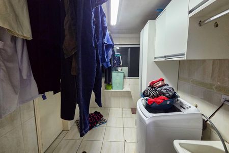 Área de Serviço de apartamento para alugar com 3 quartos, 156m² em Guilhermina, Praia Grande