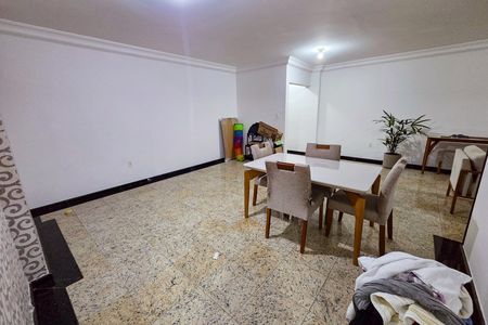 Apartamento para alugar com 156m², 3 quartos e 2 vagas Apartamento para alugar com 156m², 3 quartos e 2 vagasSala