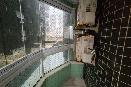 Apartamento para alugar com 156m², 3 quartos e 2 vagas Apartamento para alugar com 156m², 3 quartos e 2 vagas Varanda da Suíte 1