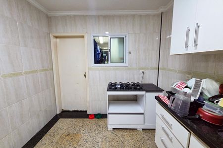 Apartamento para alugar com 156m², 3 quartos e 2 vagas Apartamento para alugar com 156m², 3 quartos e 2 vagasCozinha