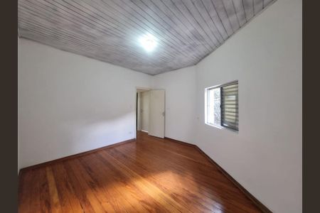 Foto 02 de casa à venda com 2 quartos, 120m² em Vila Monumento, São Paulo