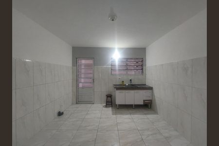 Casa para alugar com 120m², 2 quartos e 1 vagaCozinha
