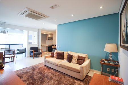 Sala de apartamento à venda com 2 quartos, 55m² em Vila Nova Conceição, São Paulo