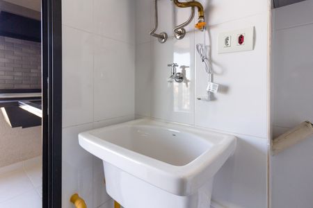 Apartamento para alugar com 62m², 2 quartos e 1 vagaÁrea de Serviço