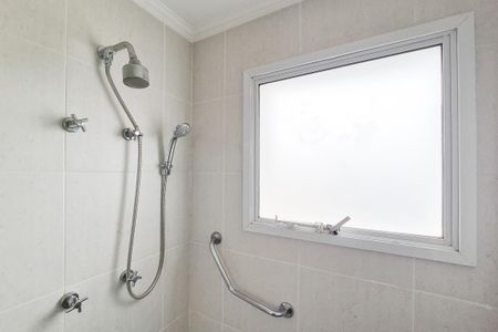 Banheiro da Suíte 2 de apartamento para alugar com 4 quartos, 128m² em Nova Petrópolis, São Bernardo do Campo