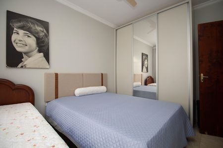 Casa à venda com 250m², 3 quartos e 4 vagas Casa à venda com 250m², 3 quartos e 4 vagasSuíte 1