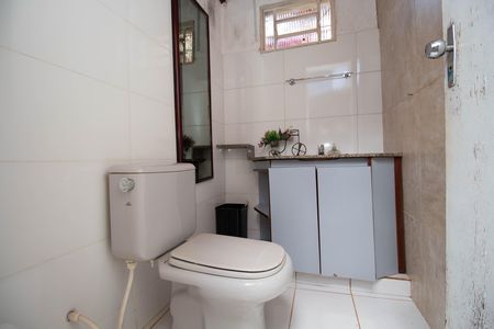 Casa à venda com 250m², 3 quartos e 4 vagas Casa à venda com 250m², 3 quartos e 4 vagasBanheiro