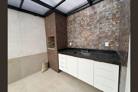 Casa à venda com 3 quartos, 110m² em Itaipu, Niterói