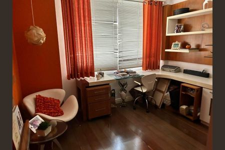 Apartamento à venda com 4 quartos, 184m² em Icaraí, Niterói