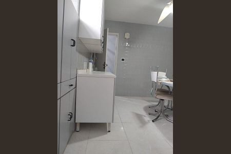 Apartamento à venda com 2 quartos, 110m² em Centro, Niterói