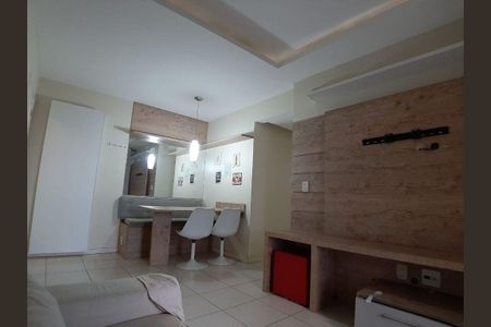 Apartamento à venda com 68m², 2 quartos e 1 vaga