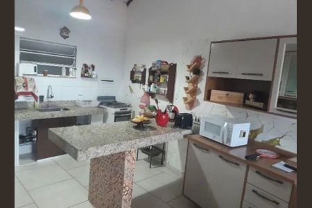 Casa à venda com 2 quartos, 100m² em Itaipu, Niterói