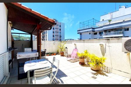 Apartamento à venda com 231m², 3 quartos e 2 vagas