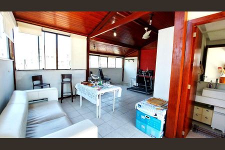 Apartamento à venda com 3 quartos, 231m² em Icaraí, Niterói