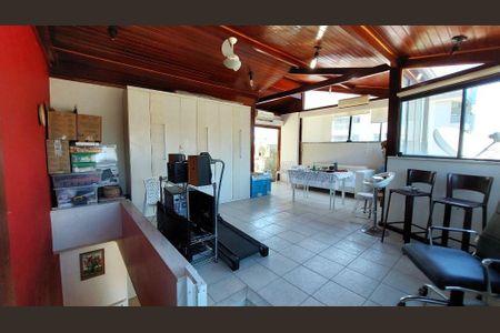 Apartamento à venda com 231m², 3 quartos e 2 vagas