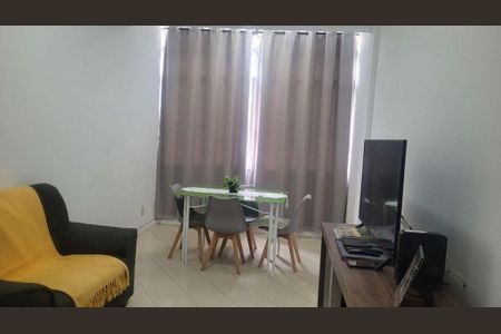 Apartamento à venda com 70m², 2 quartos e sem vaga
