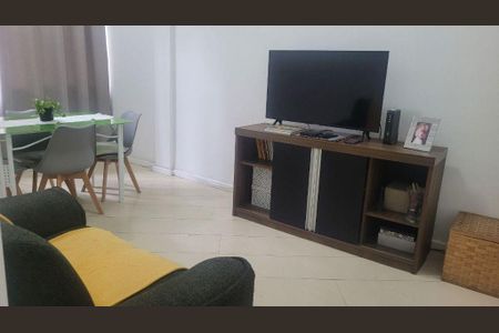 Apartamento à venda com 70m², 2 quartos e sem vaga