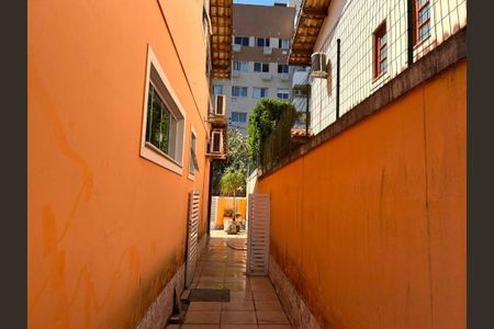 Casa à venda com 150m², 3 quartos e 1 vaga