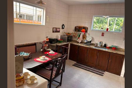 Casa à venda com 150m², 3 quartos e 1 vaga