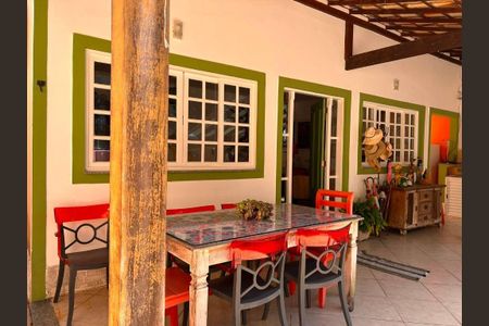Casa à venda com 150m², 3 quartos e 1 vaga