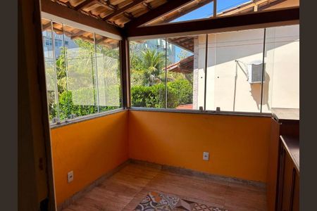 Casa à venda com 150m², 3 quartos e 1 vaga