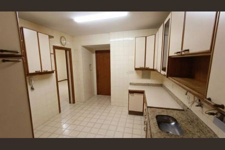 Apartamento à venda com 3 quartos, 110m² em Icaraí, Niterói