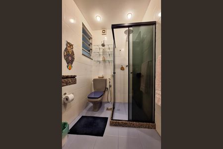 Apartamento à venda com 148m², 3 quartos e 1 vaga Apartamento à venda com 148m², 3 quartos e 1 vagaBanheiro Social