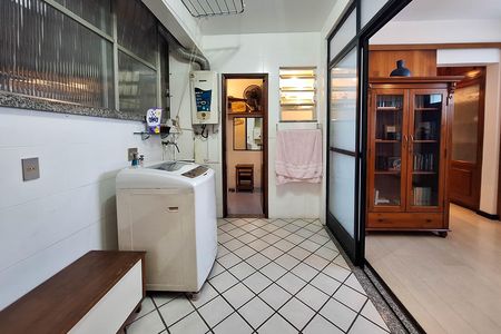 Apartamento à venda com 148m², 3 quartos e 1 vaga Apartamento à venda com 148m², 3 quartos e 1 vagaÁrea de Serviço