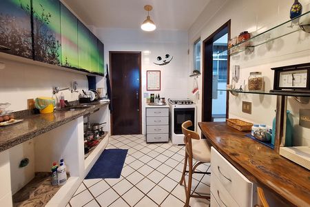 Apartamento à venda com 148m², 3 quartos e 1 vaga Apartamento à venda com 148m², 3 quartos e 1 vagaCozinha