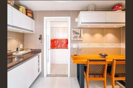 Apartamento à venda com 3 quartos, 190m² em Icaraí, Niterói
