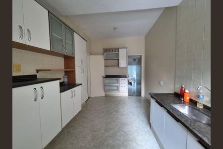 Casa à venda com 2 quartos, 101m² em Ingá, Niterói
