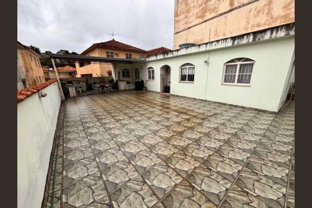 Casa à venda com 110m², 3 quartos e 40 vagas