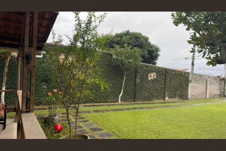 Casa à venda com 130m², 2 quartos e 5 vagas